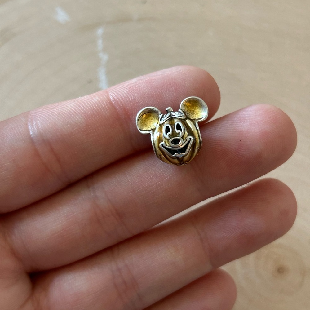 Disney Pandora Pumpkin Charm